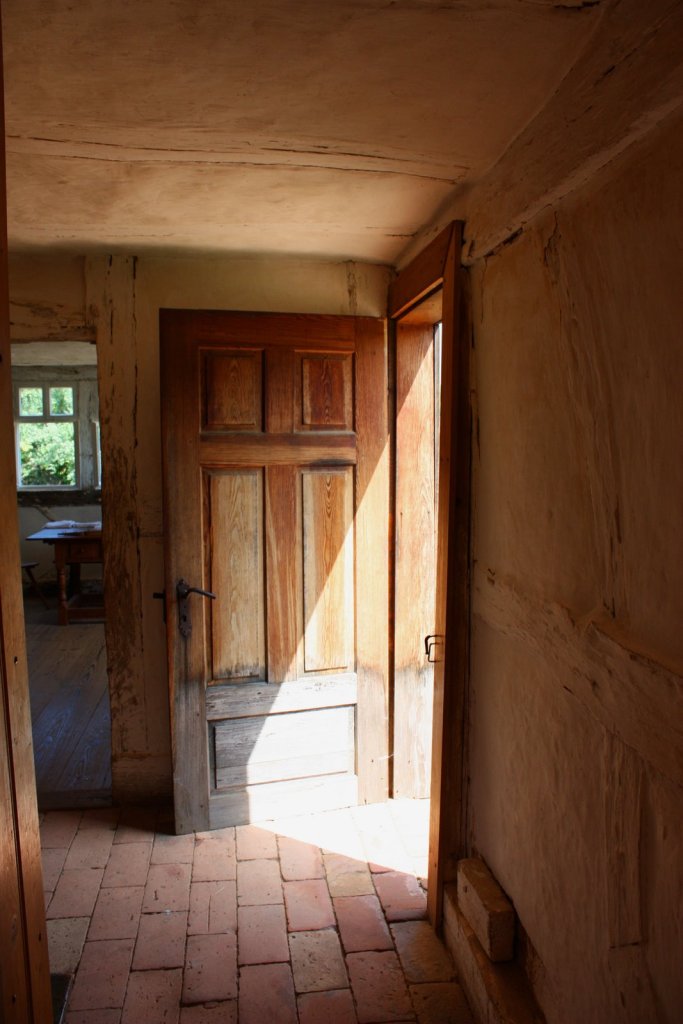 Wordless Wednesday: Doorway