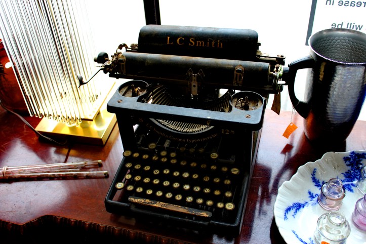 left handed typewriter