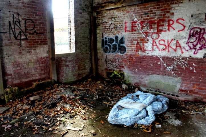 someone sleeps here_resize