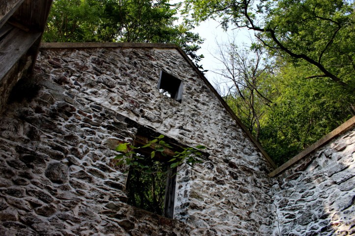 house by james_resize.jpg