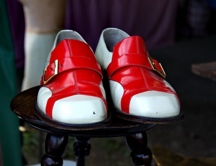 red shoes_resize