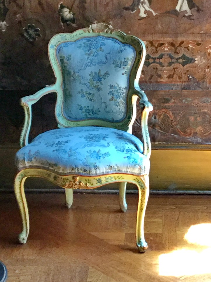 blue chair