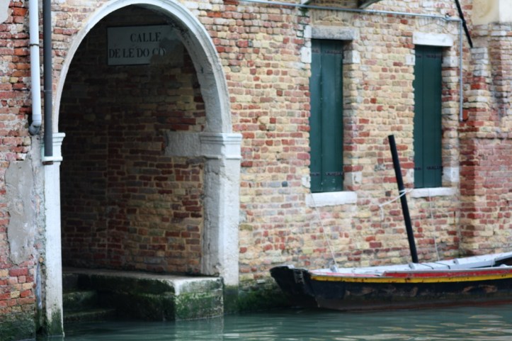 Dancing on boats_resize